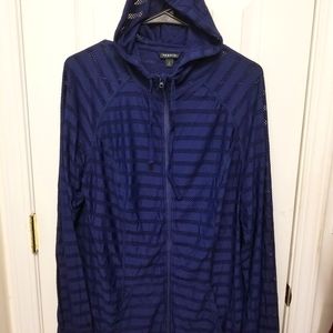 Women's Torrid size 2 zip up lightweight jacket